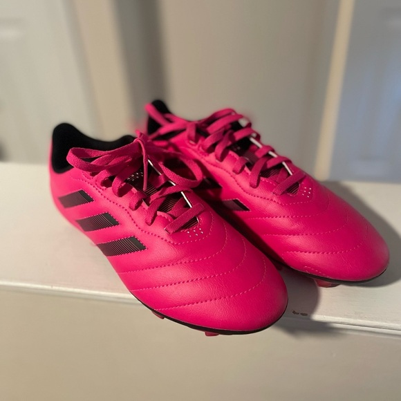 Adidas Pink Soccer Cleats - Picture 1 of 5